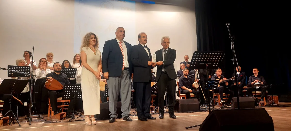 EKSD'den vefa: "Ege Nidaları" konserinde duygu dolu anlar